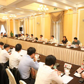 【中國（上海）】自由貿(mào)易試驗(yàn)區(qū)臨港新片區(qū)“臨港英才”評選獎勵辦法（公開征求意見稿）